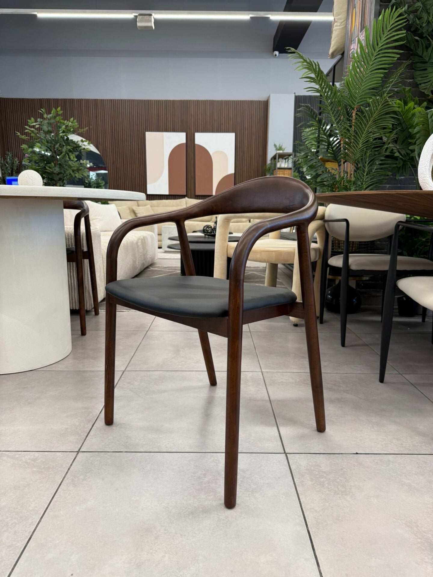 כיסא אוכל דגם ״Jord"