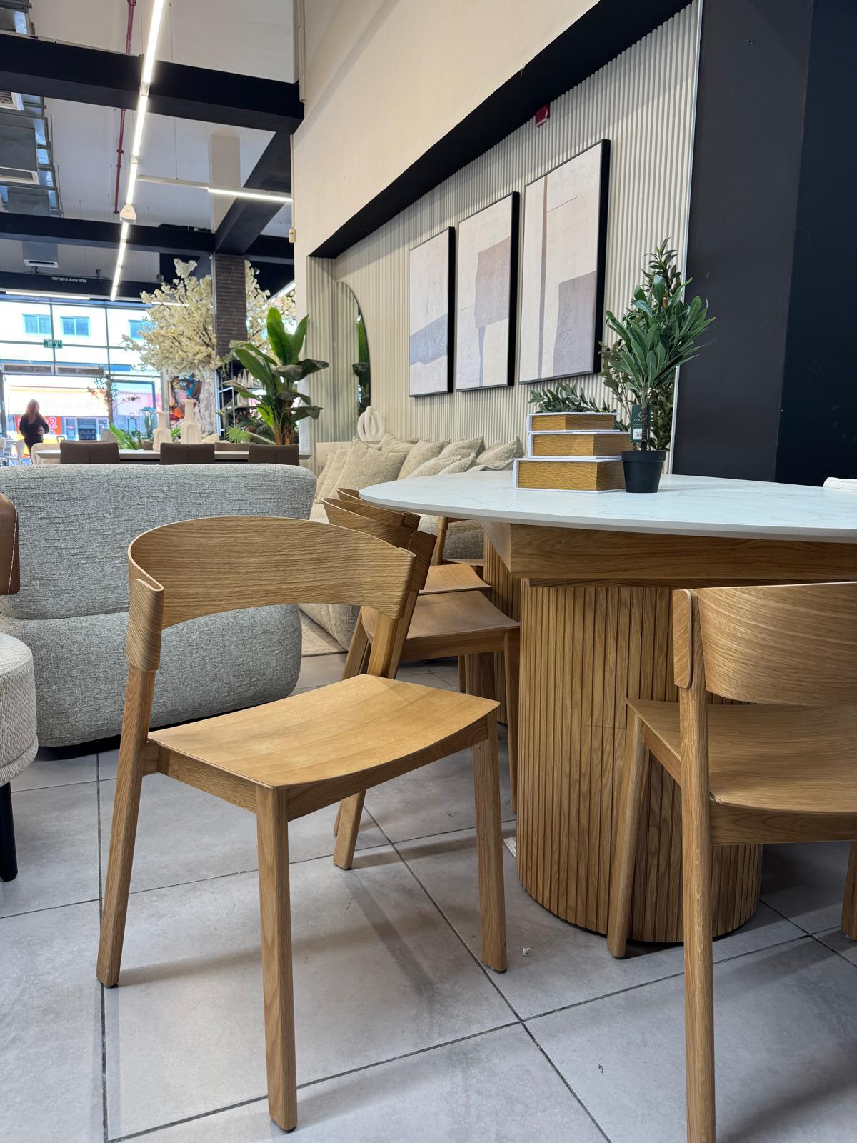 כיסא אוכל עץ אלון מלא מכופף