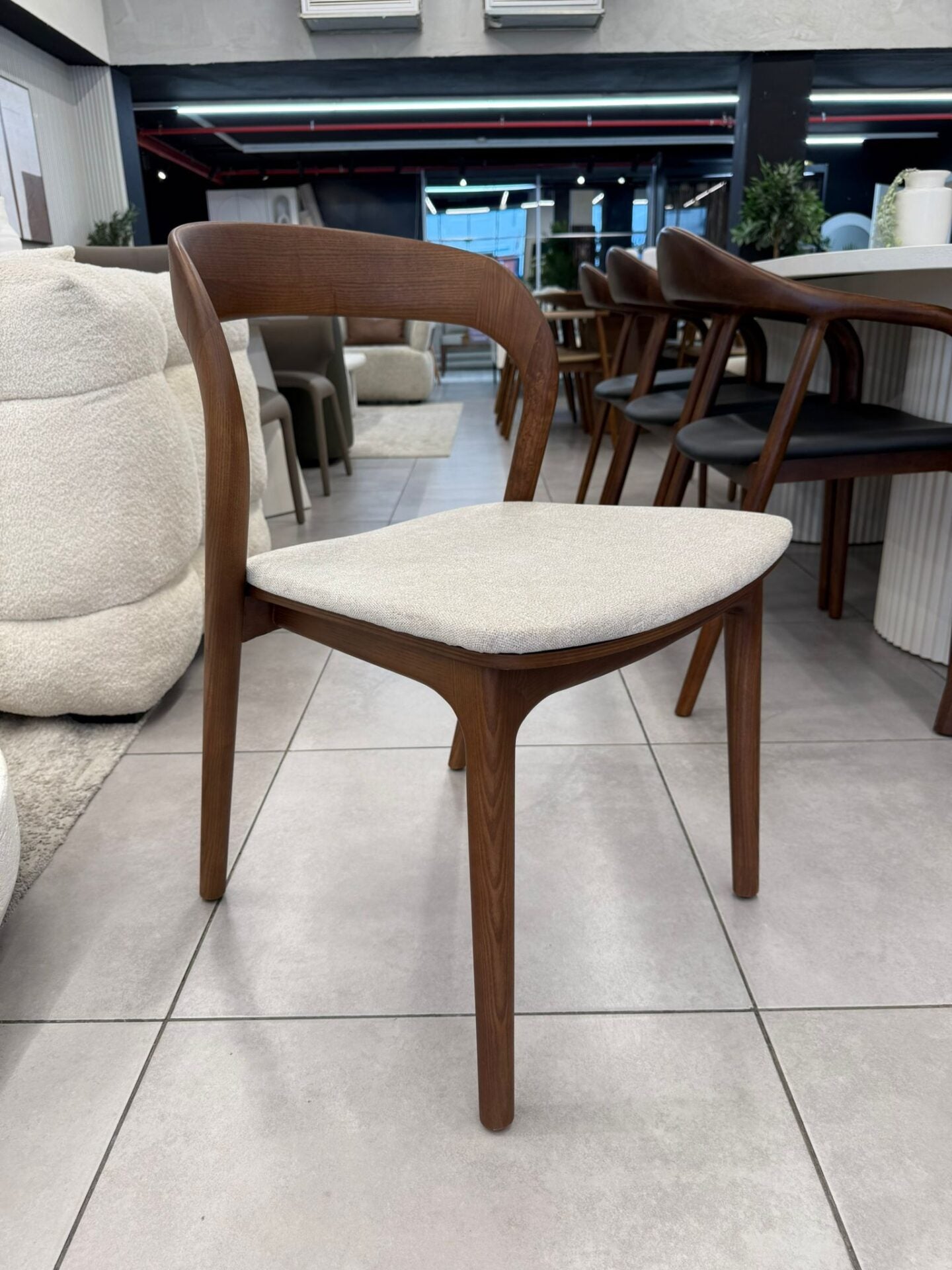 כיסא ״מייקל״