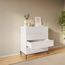 קומודה דגם "לי"