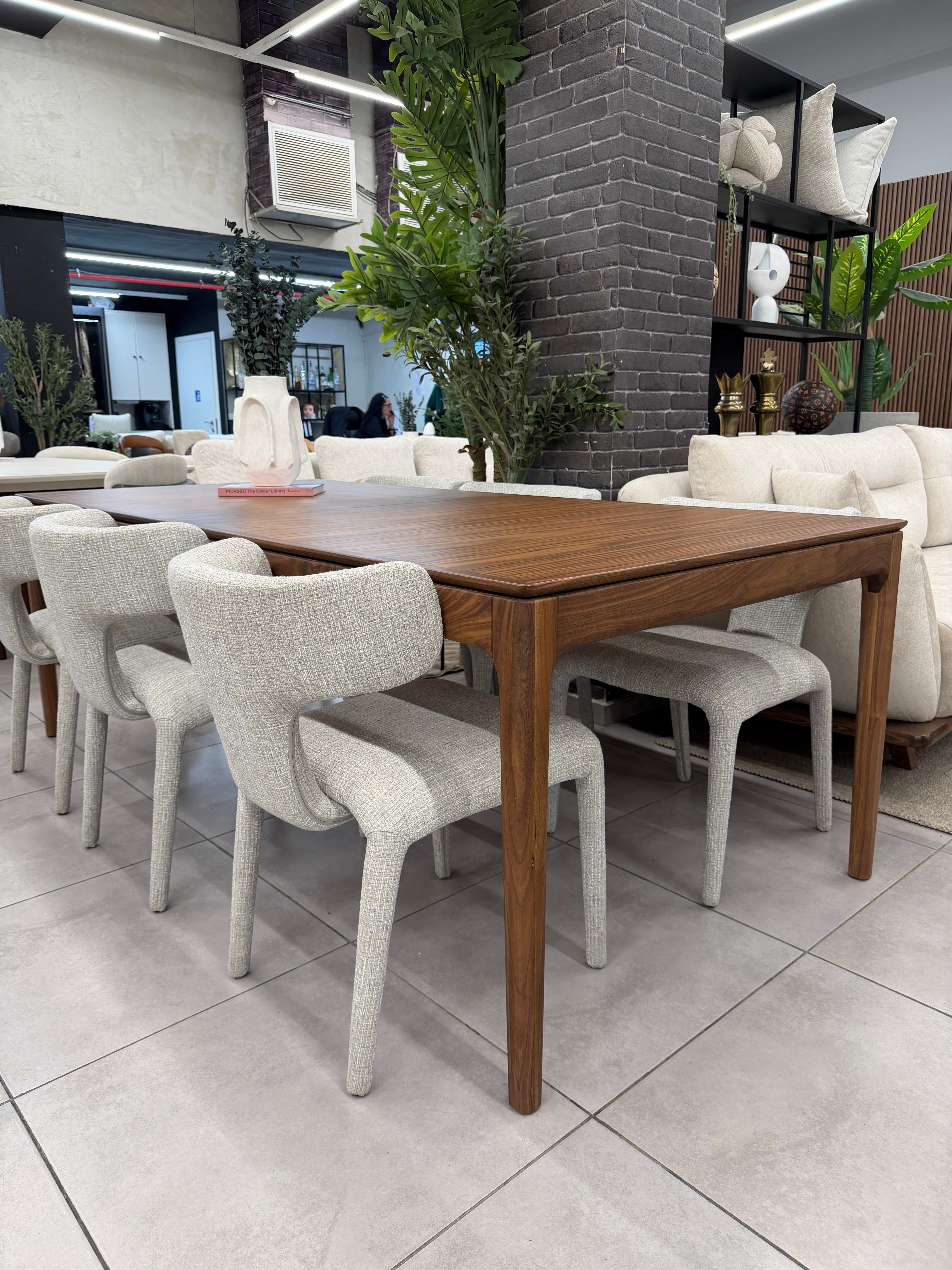 פינת אוכל ״הראל״