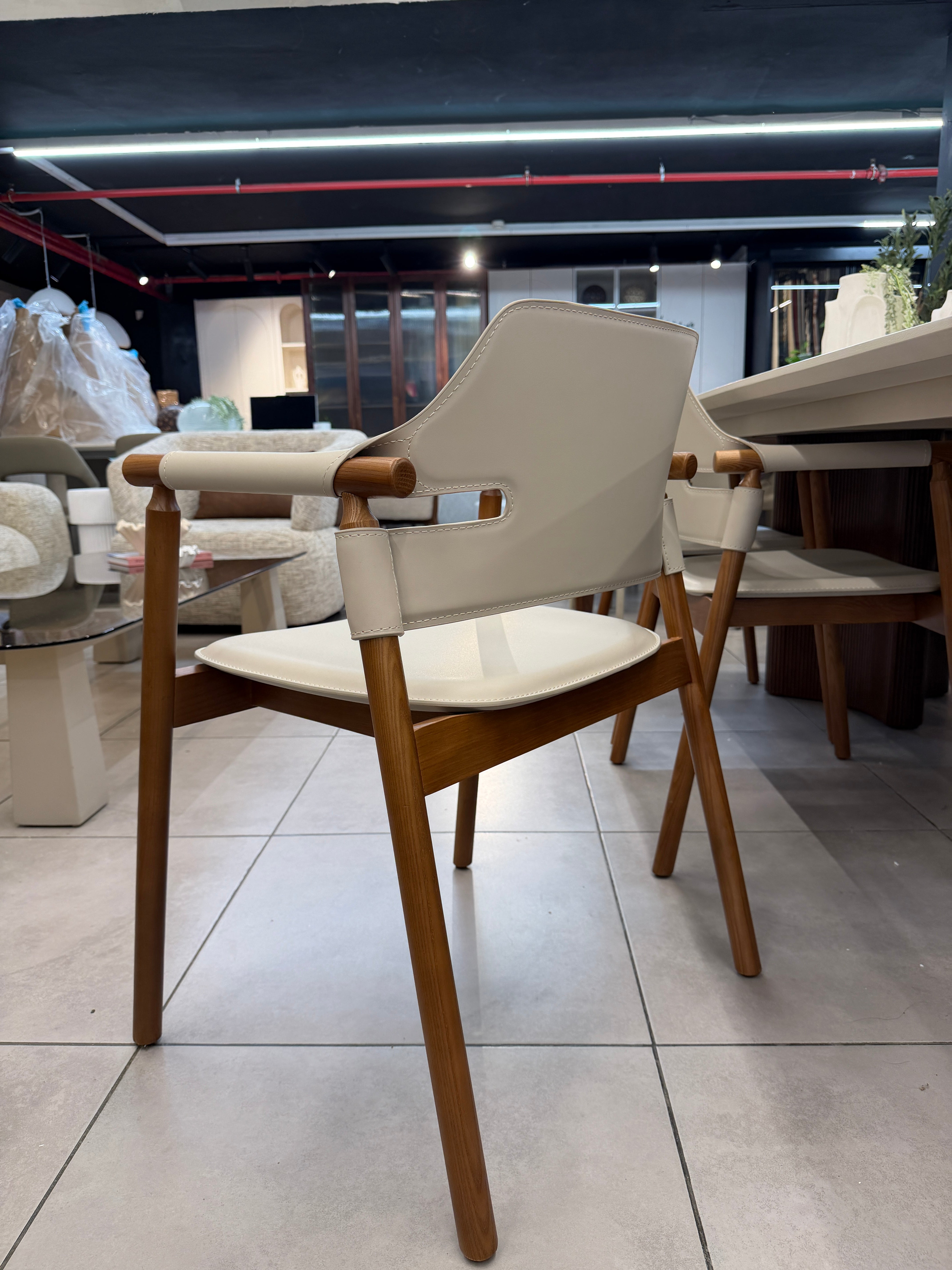 כיסא דגם ״סלינה״