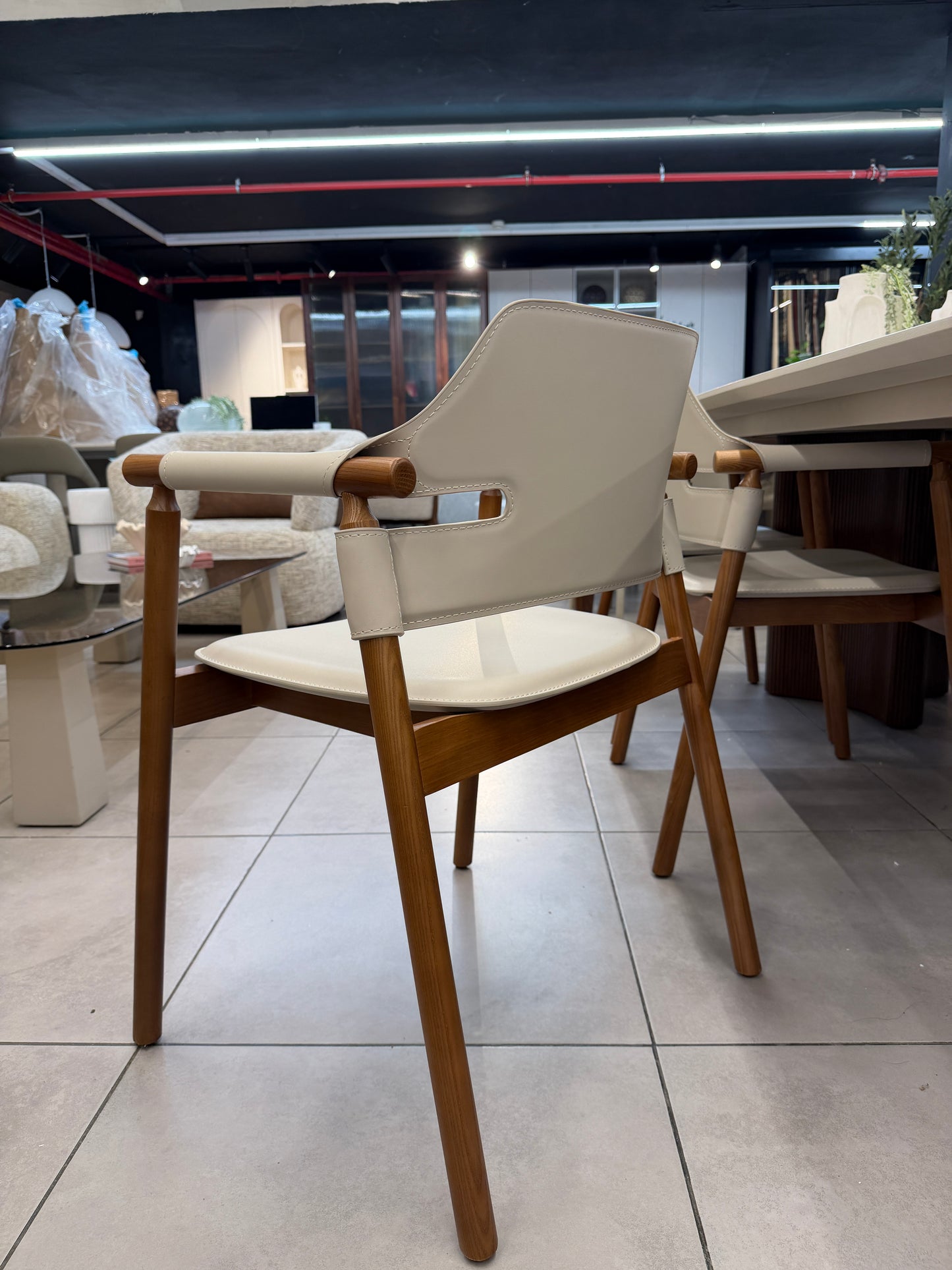 כיסא דגם ״סלינה״