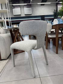 כיסא דגם ״גיל״