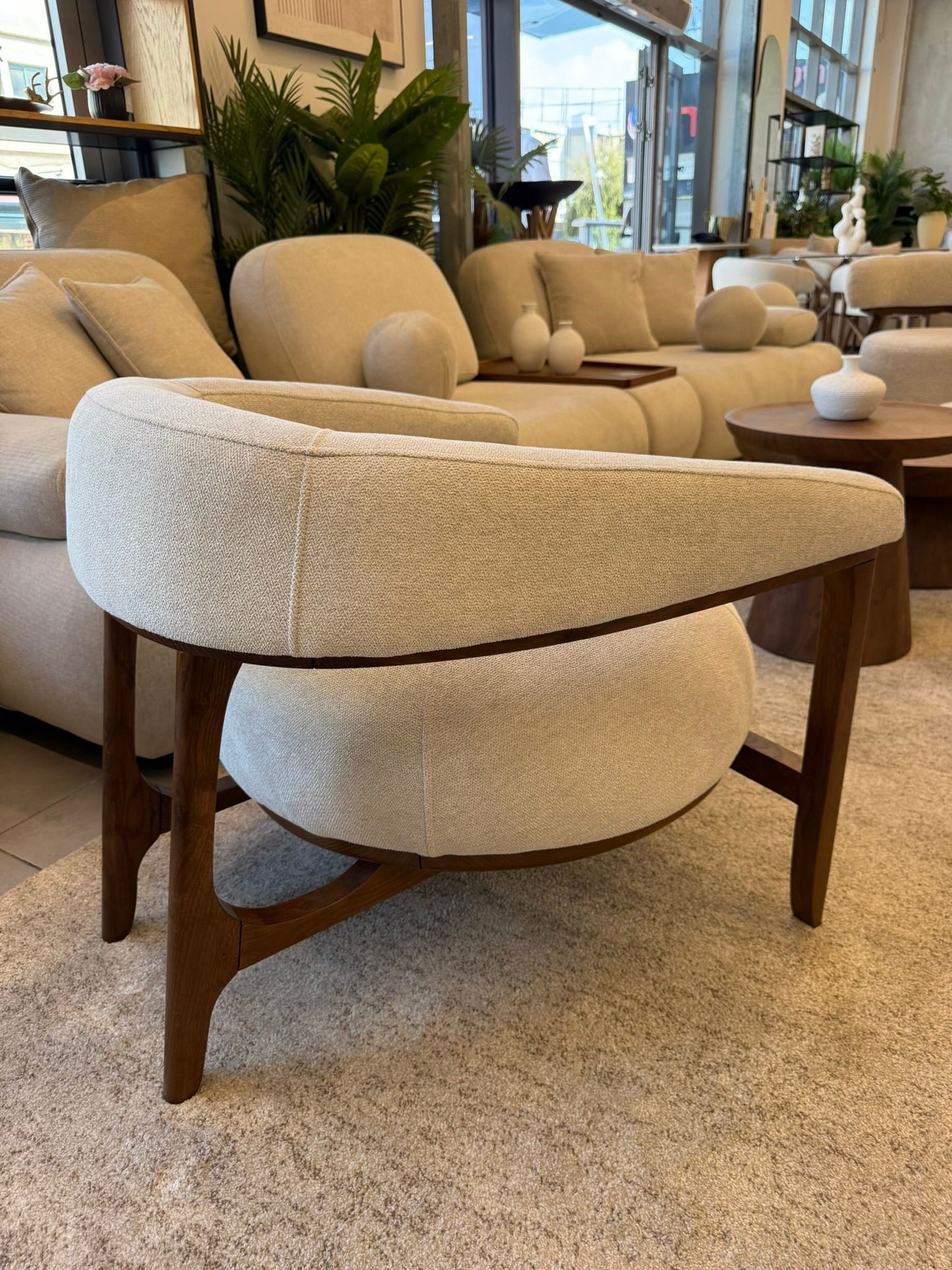 כורסא מעוצבת דגם ״ברברה"