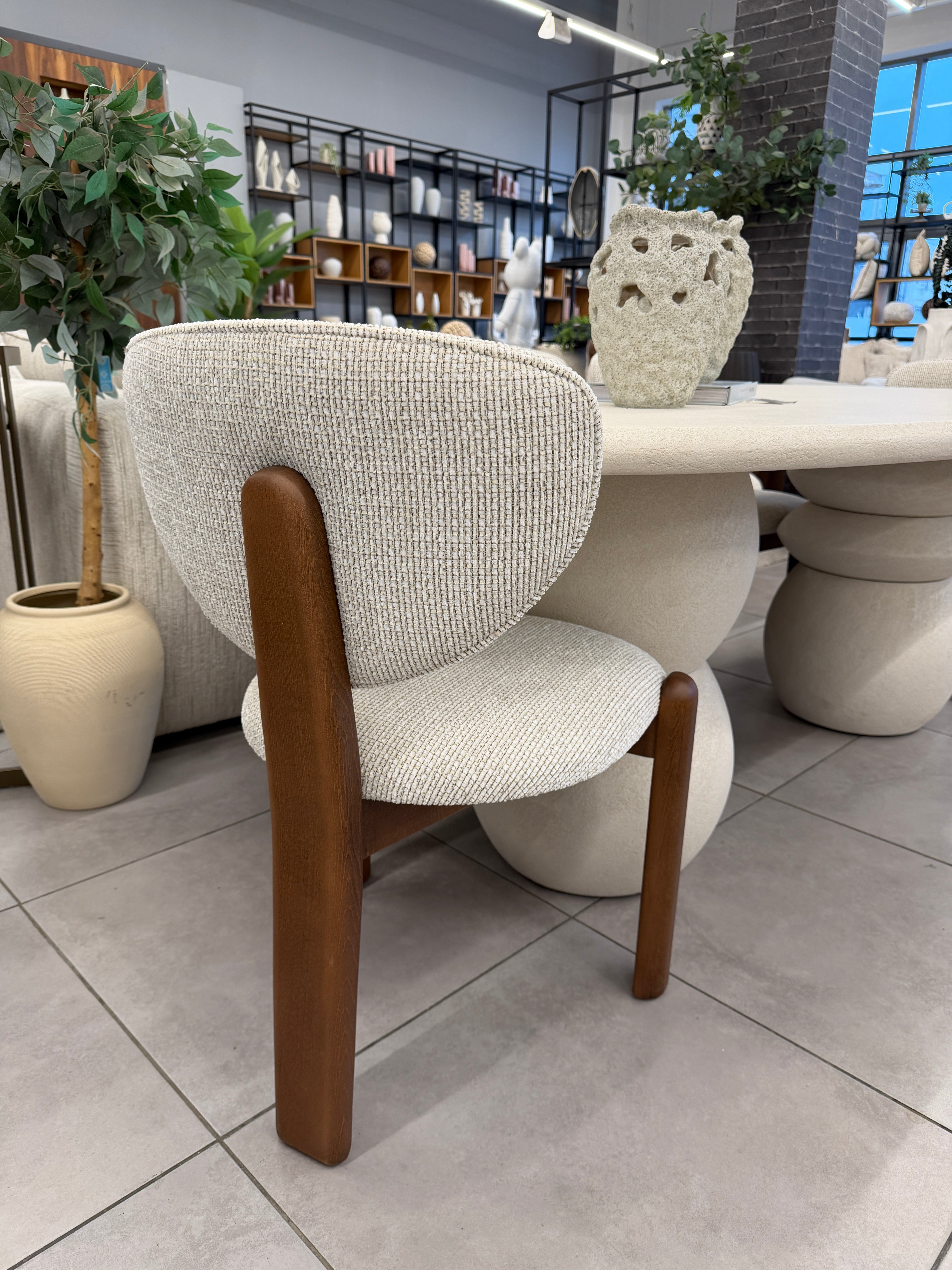 כיסא דגם ״טרה״