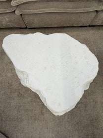 שולחנות סלון ״סלעים״