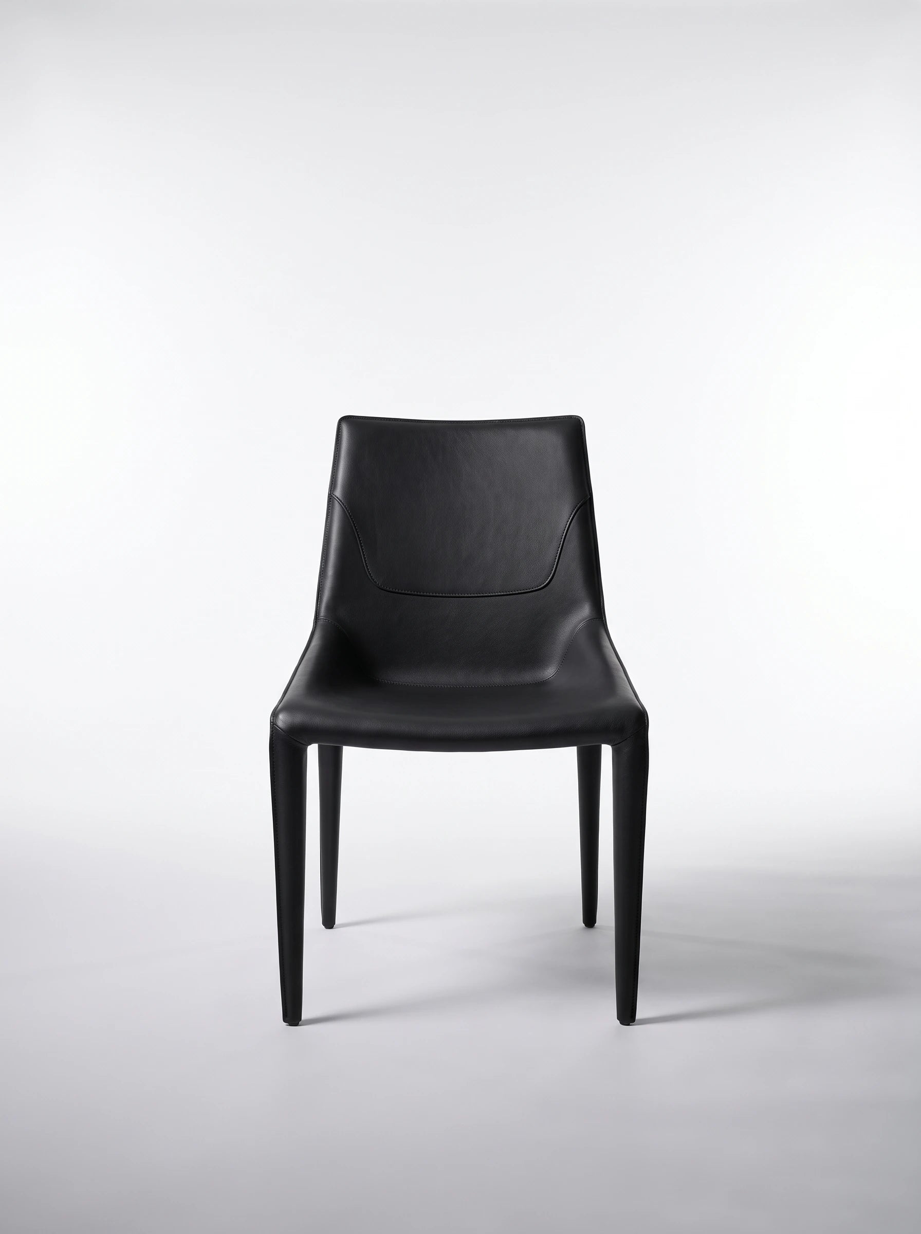 כיסא אוכל LUCCA שחור | Use the uploaded product image as the exact product reference.