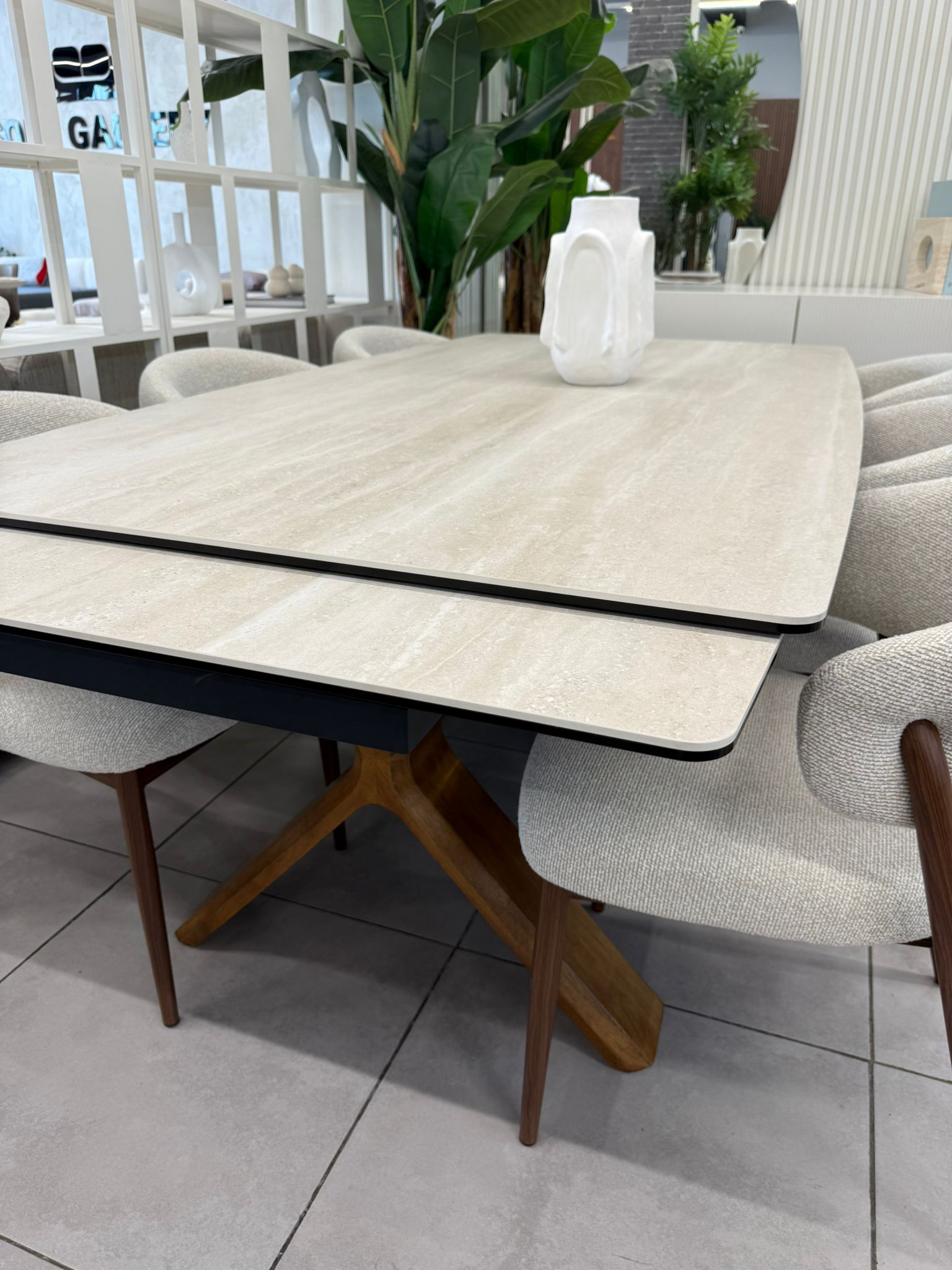 פינת אוכל "מרוול"