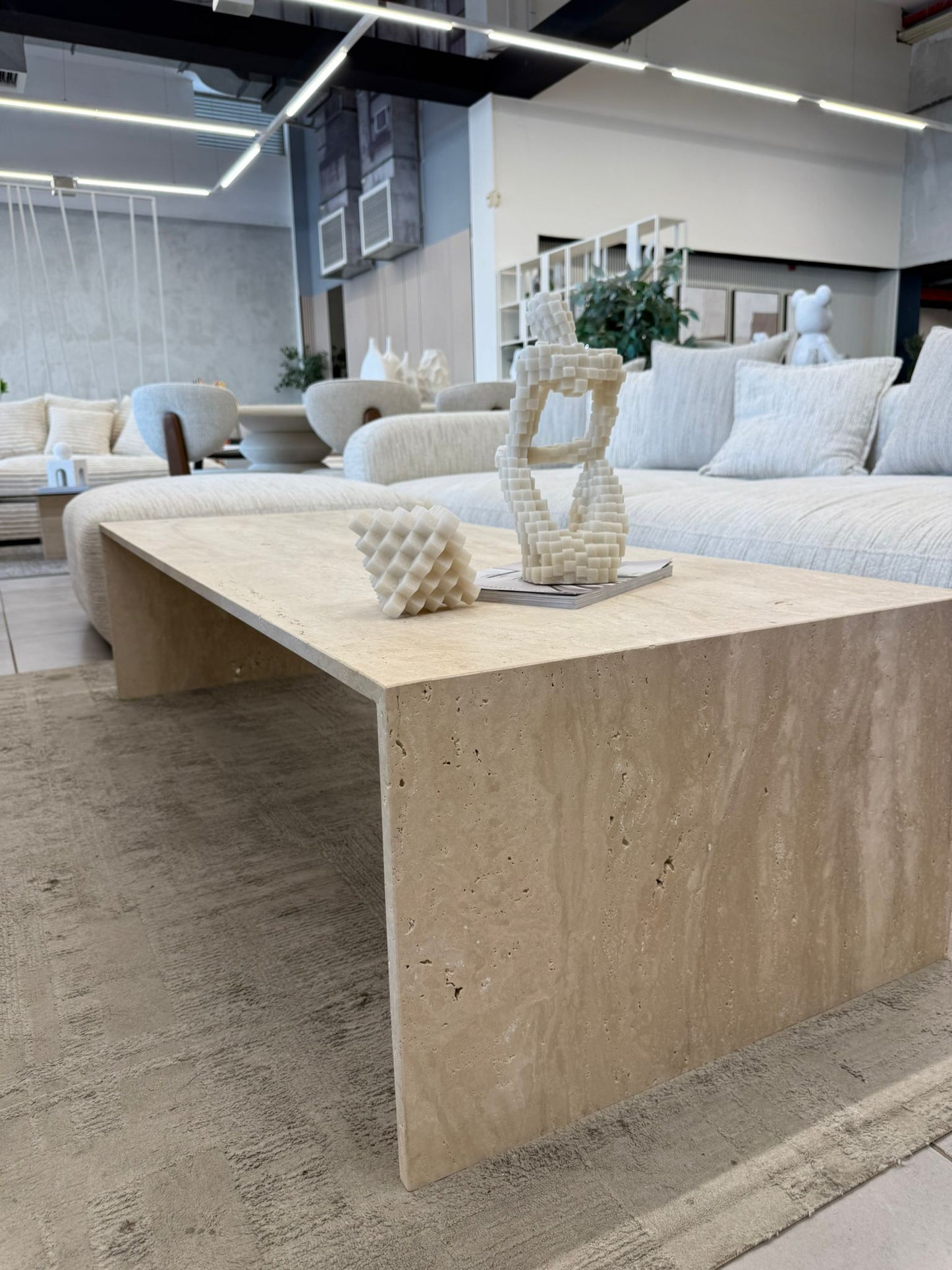 שולחן סלון "טרוונטין"